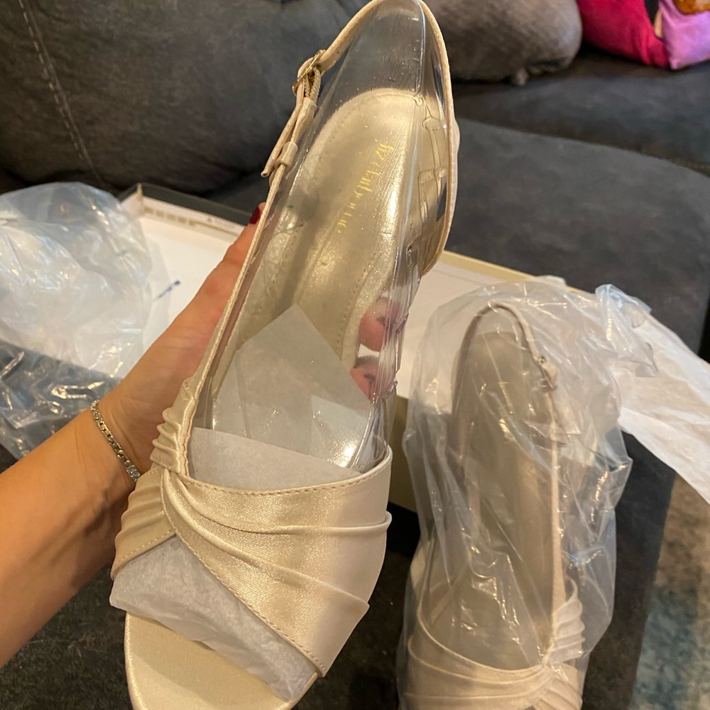 Liz Claiborne Wedding Shoes (Never Worn)